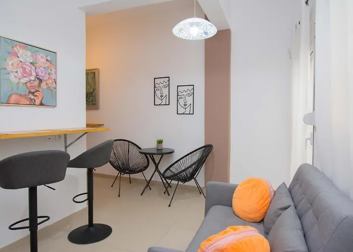 Handakos Central Loft \